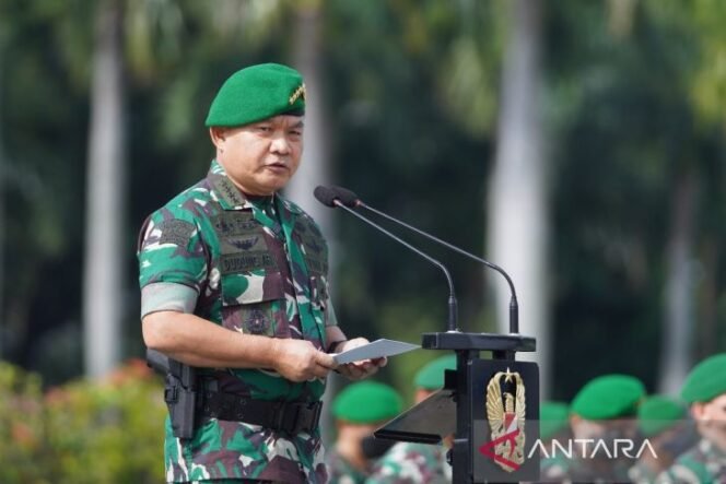 
					Kasad Jenderal Dudung akan Pecat Komandan yang Abaikan Kesejahteraan Prajurit