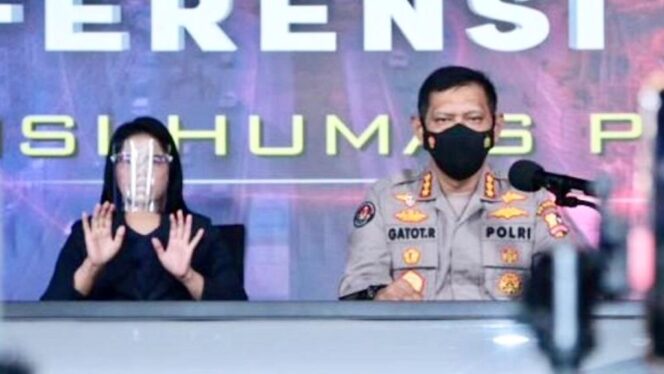 
					Kabag Penum Divisi Humas Polri Kombes Gatot Repli Handoko SAAT keterangan kepada media, Jumat (4/3/2022). (Foto: Divhumas Polri)