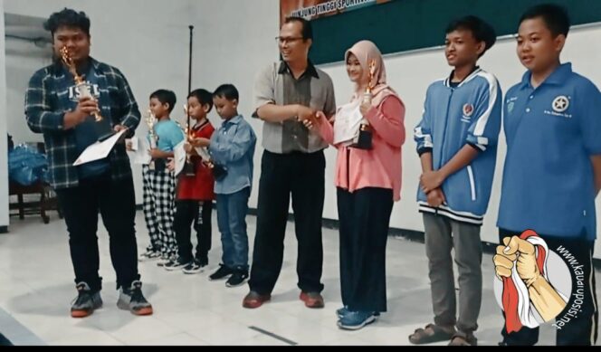 
					Turnamen Catur Piala Pion Mas yangdiselenggarakan di aula Disdikbud Jombang diharapkan mampu melahirkan atlet tingkat nasional. (Foto: Istimewa)