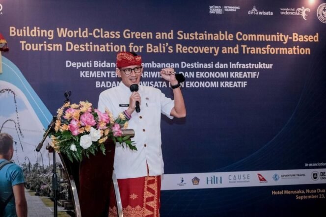 
					Menteri Pariwisata dan Ekonomi Kreatif, Sandiaga Salahudin Uno (Foto: Humas Kemenparekraf)