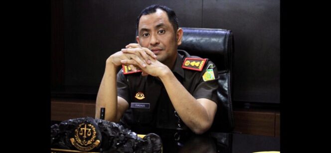 
					Kasus Ruko Simpang Tiga, LSM Jombang Minta Kejaksaan Tegak Lurus Masalah Hukum