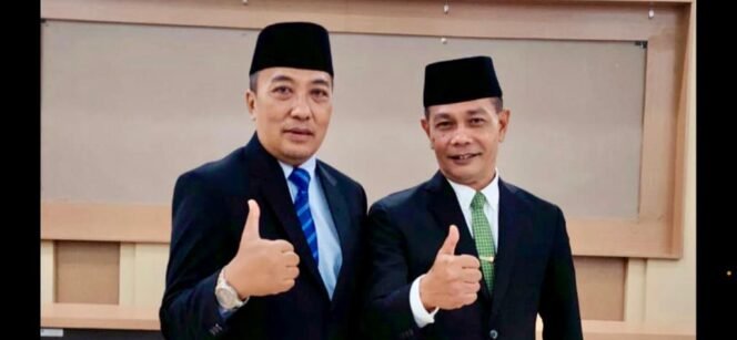 
					Agung Hariadi (kiri), Kadis Perkim dan Agus Djauhari (kanan) Kadis Kominfo. (Foto: Dinas Kominfo)