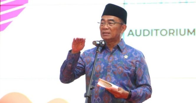 
					Menko PMK, Muhadjir Effendy. (Foto: SWARAJOMBANG.com/ Anwar Hudijono)