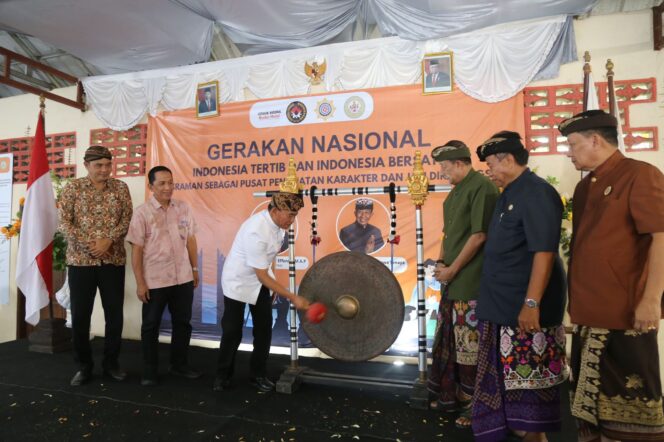 
					Peran Penting Lembaga Keagamaan dalam Pembentukan Karakter dan Akhlak Mulia