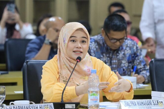 
					Raker dengan Dirjen Pemasyarakatan, Jialyka Menyoroti Lapas Over Capacity, Pembinaan Napi Hingga Pemenuhan Hak di Lapas Perempuan