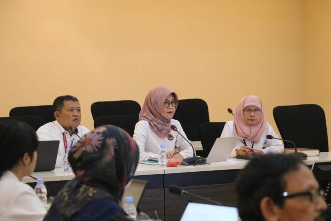 
					PAUD Holistik Integratif Bidang Pengasuhan, Kesejahteraan, dan Perlindungan Anak Dievaluasi