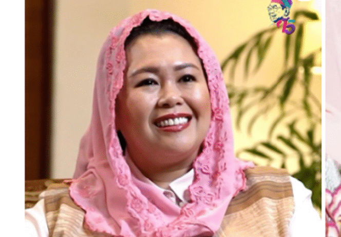 
					Putri mendiang Presiden Abdurrahman Wahid menyatakan tidak setuju diselenggarakan MLB di organisasi NU, cukup dilakukan lewat musyawarah saja. Instagram@yennywahid