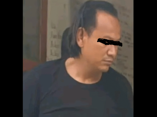 
					Sertu Henri mantan anggota TNI yang pernah bertugas di jambi, sebagai tersangka penembak Serma Randi. Tersangka berhasil lolos saat rumah persembunyianya di  Jalan Anwar Aid, Kelurahan Parit, Kabupaten Belitung, Provinsi Kepulauan Bangka Belitung, pada Selasa, 14 Januari 2025. Instagram@info.negri