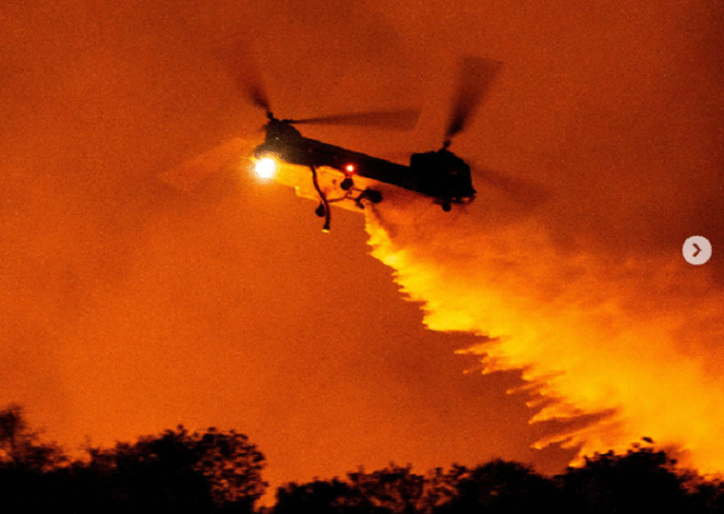 
					Kebakaran melanda kawasa Los Angeles, sejak 7 Januari 2025, merupakan kebakaran terebesar dalam sejarah Amerika Serikat. Instagram@voanews