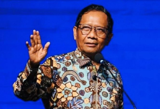 
					Mohammad Mahfud MD menegaskan urusan pagar laut 30,16 km di Tangerang, bukan sekadar pembongkaran tetapi harus dinyatakan sebagai tindakan pidana. Instagram@mohmahfudmd