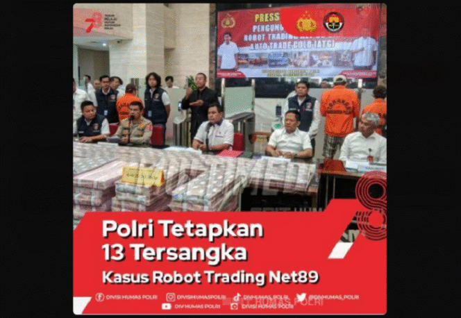 
					Bareskrim Polri melakukan konferensi pers terakit penipuan robot trading Net89, pada bulan Rabu 16 Agustus 2023. Foto: mediahub.polri.go.id