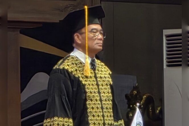 
					Muhadjir Effendy Penasihat Khusus Presiden Dikukuhkan sebagai Guru Besar Universitas Malang