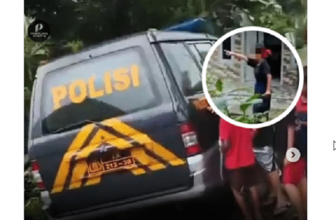 
					Viral video seorang remaja mengancam ibunya mengunakan pisau di  Desa Kejambon, Kecamatan Taman, Kabupaten Pemalang, karean tidak dibelikan skincare, pada Minggu 2 Februari 2025. Instagram@pemalang_update