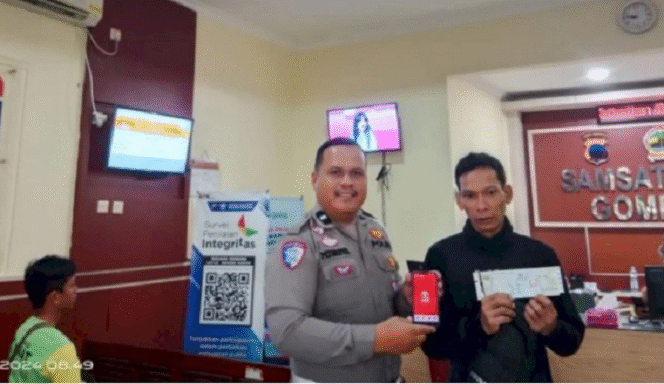 
					Pemerintah Provinsi Jawa Tengah mengikuti Jawa Barat, membebaskan pajak tertunggak dan denda ketelambatan pembayaran pajak kendaraan bermotor (PKB) diberlakukan 8  April hingga 30 Juni 2025. Foto: moljawatengah.id/ dok 