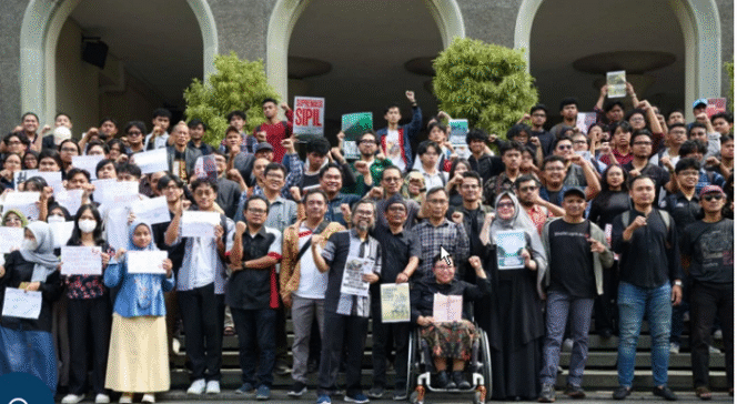 
					Universitas Gajah Mada (UGM) Yogyakarta, meliburkan mahasiswa agar bisa bergabung secara massal untuk mengikuti aksi toalk revisi UU TNI, Selasa 18 Maret 2025. Foto: ugm.ac.id