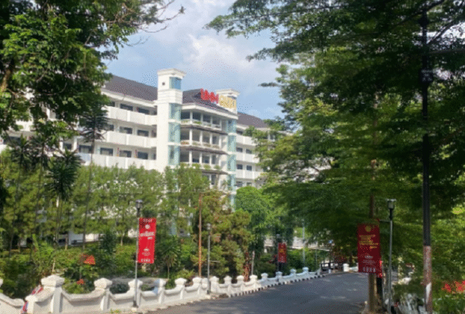 
					Universitas Muhammadiyah Malang (UMM) asilitas gedung kampus modern untuk mengembangkan sumber daya manusia ungguh bagi Indonesia. Foto: Anwar Hudiono