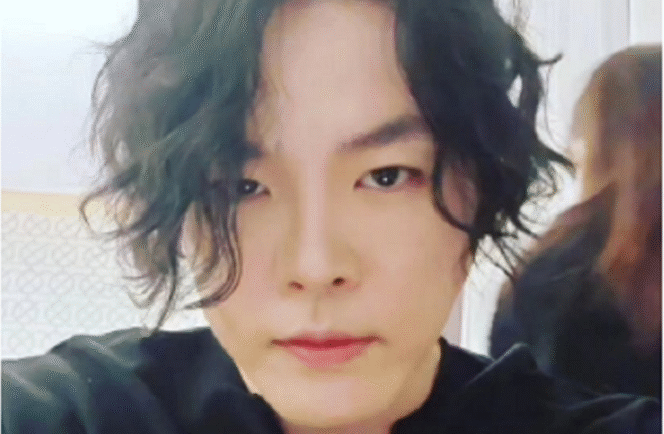 
					Wheesung, anrtis penmyanyi R&B yang beken di Korea Selatan, ditemukan meninggal dunia di apartemennya di Seoul, 10 Maret 20225. Instgaram@wheesungland