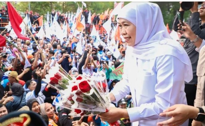 
					Gubernur Jatim saat demo buruh