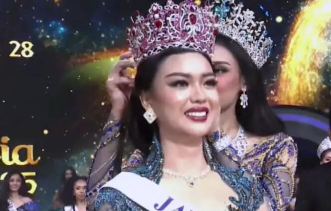 
					Firsta Yuli Amarta asal Banyuwangi