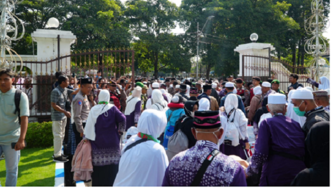 
					Suasana penyambutan haji di pemkab Jombang, tahun 2024 silam. Foto: dok/swarajombang.com