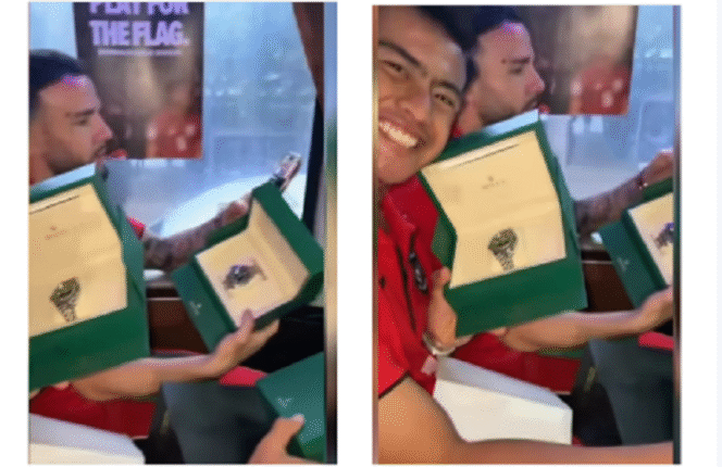 
					Woooouw! Begitu pekik seluruh pemain Timnas Indonesia, di dalam bus, saat pulang dari rumah Presiden Prabowo Subianto. Mereka semua membuka buah tangan  jam tangan Rolex seharga Rp 200 juta. Tangkap layar video Instagram@informasnia_