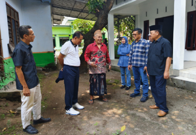 
					Semua lini di Pemkab Jombang begerak sinergi, secara serius mempersiapkan pengperasian Sekolah Rakyat di fasilitas SKB Mojoagung, jelang peresmian oleh Presiden 14 Juli 2025. Foto: Kominfo Jombang
