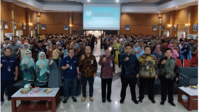 
					Sebanyak 200 peserta workshop Penguatan Kelembagaan Koperasi  di kantor Pemkab Jombang, yang diselenggarakan oleh Dinkop dan UM Jombang, Sabtu 19 Juli 2025. Foto: jombangkab.go.id