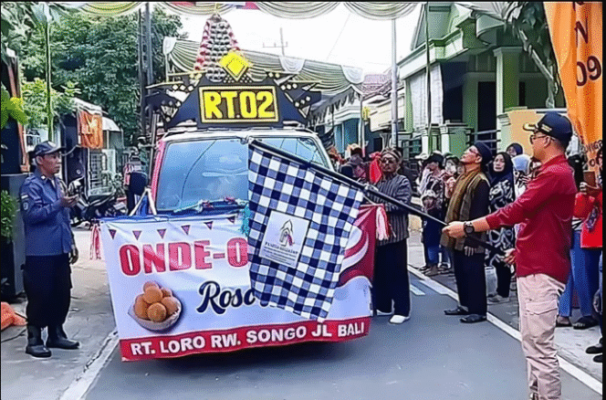 
					Masyarakat kelurahan Jombatan, kota Jombang, menyelenggarakan acara pawai budaya dengan tema: Cindelaras berlangsung Sabtu, 5 Juli 2025. Mendapat sambutan meriah dari warga masyarakat. Foto: mncnews.id