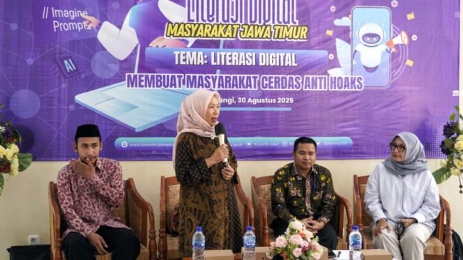 
					Kegiatan Literasi Digital di Pondok Pesantren Darunnajah, Kelurahan Tukangkayu, Kabupaten Banyuwangi. (Foto.Ist)