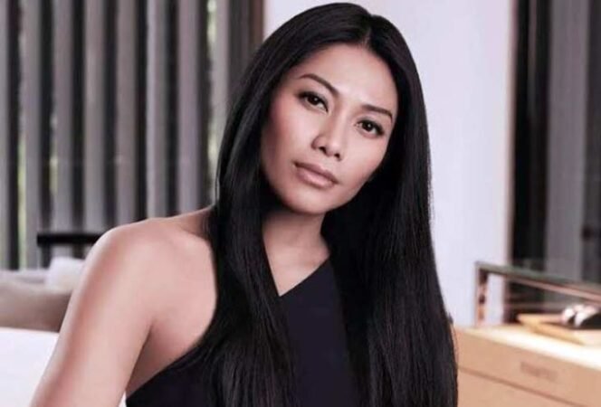 
					Penyanyi internasional Anggun C Sasmi