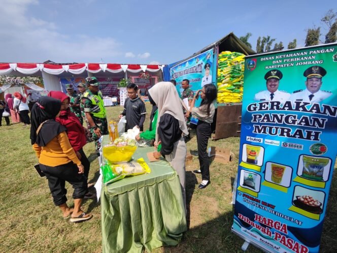 
					Kecamatan Mojoswarno menggelar Creative Fest 2025, pelaksanaan Gerakan Pasar Murah (GPM) tang dilaksanakan secara nasional, Sabtu   30 Agustus 2025. Foto: Diskominfo Pemkab Jombang
