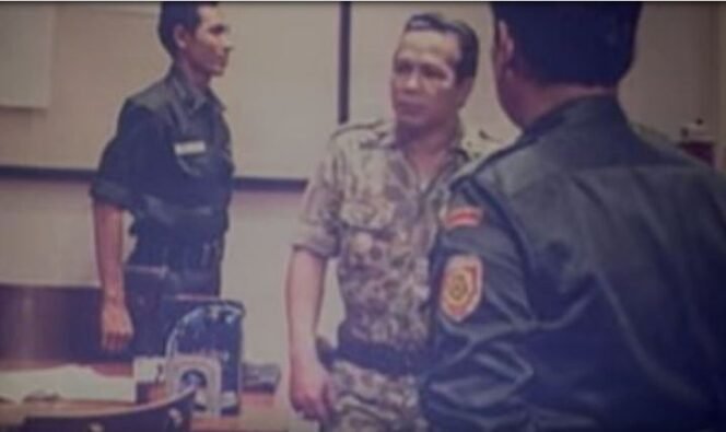 
					Adegan film Pengkhianatan G30S/PKI (youtube)