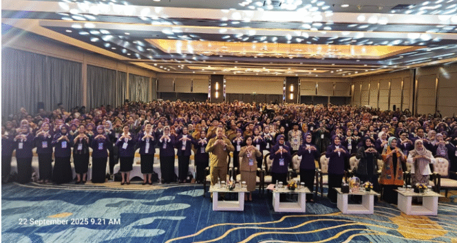 
					Ketua Tim Penggerak PKK Kabupaten Jombang, Ny Yuliati Nugrahani Warsubi hadiri rapat koordinasi nasional (Rakornas) Posyandu di Jakarta, Minggu-Senin 21-22 September 2022. Foto: Diskominfo Pemkab Jombang