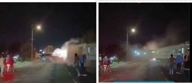 
					Kereta Api Ranggajati (KA 154) mengalami tabakran denagn Nissan Serena  di perlintasan sebidang JPL 166, kilometer 86+698, Desa Curahtulis, Kecamatan Tongas, Kabupaten Probolinggo, Jawa Timur, pada Senin malam, 8 September 2025 sekitar pukul 18.30-19.25 WIB. Foto: Instagram@infoprobolinggo