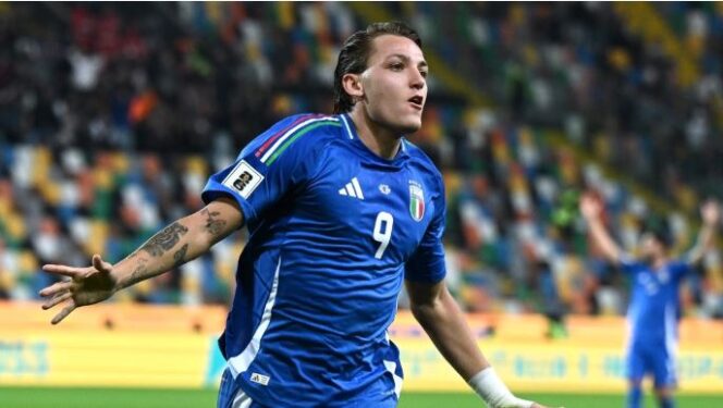 
					Striker Italia Mateo Retegui