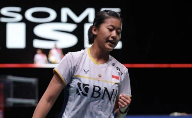 
					Tunggal putri Indonesia Putri KW