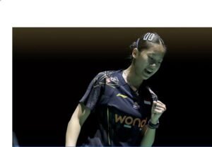 Putri KW unggulan pertama turnamen ini