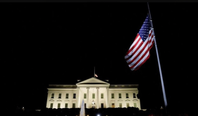 
					Ngara Adikuasa AS melakukan tindakan shutdown atau penghentian operasional layanan pemerintah, sehingga hampir seluruh pegawai dan tentara tidak bisa mengambil gaji, mulai 1 Oktober 2025. Foto: cnn