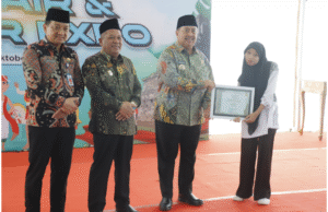 Bupati Jombang H Warsubi juga memberikan perhatian kepada para diabilitas agar bisa memasuki pasar kerja, saat pembukaan acara Job Fair and Career Expo Jombang 2025, Jumat pagi. Foto: jombangkab.go.id