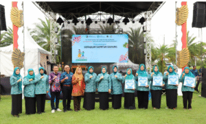DLH Pemkab Jombang menggelorakan motto Gerakan Sampah Sayang, melibatkan seluruh stake holder, untuk mengatasi produksi sampah Jombang saat ini mencapai Rp 530 ton/ hari, tetapi kapastitas pengolahan baru 150 ton/ hari. Foto: jombangkab.go.di