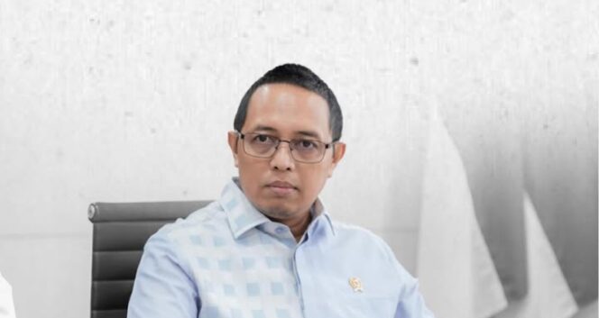 
					Mantan Kepala Komunikasi Kepresidenan, Hasan Nasbi, mengatakan mantan Presiden Republik Indonesia, Soeharto, layak mendapat gelar pahlawan nasional. (Foto.Instagram Hasan Nasbi)