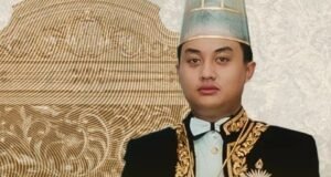 KGPAA Hamangkunagoro Sudibyo Rajaputra Narendra Mataram telah mendeklarasikan dan naik tahta Keraton Surakarta, Rabu (5/11/2025). (Foto: ig@kraton.solo)