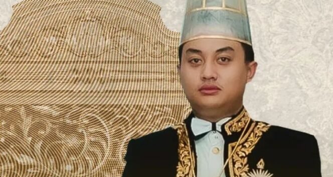 
					KGPAA Hamangkunagoro Sudibyo Rajaputra Narendra Mataram telah mendeklarasikan dan naik tahta Keraton Surakarta, Rabu (5/11/2025). (Foto: ig@kraton.solo) 
