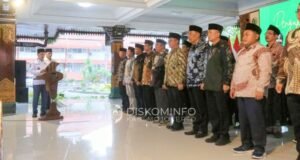 Pelantikan Tim Penguatan dan Pengembangan OPOP, digelar di Pendopo Graha Majatama Pemkab Mojokerto pada Jumat (7/11/2025). Dok.Diskominfo
