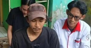 Menyoroti pernyataan KPAI hingga Dindik Tangsel usai terjadi dugaan perundungan yang dialami siswa SMPN 19 Tangsel hingga meninggal dunia. (Instagram.com / @abouttng_official)