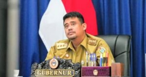 Menyoroti sidang perdana kasus korupsi pengadaan proyek jalan di lingkungan dinas PUPR di Sumatera Utara (Sumut). (Instagram.com/@bobbynst)