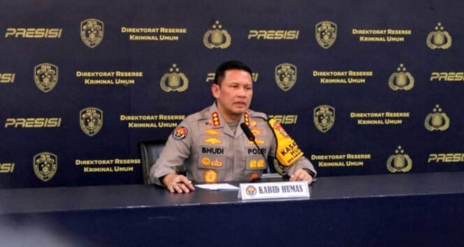 
					Budi Hermanto menjelaskan, ABH memberi alasan yang meyakinkan sehingga keluarganya tidak menaruh curiga. Foto.Ist