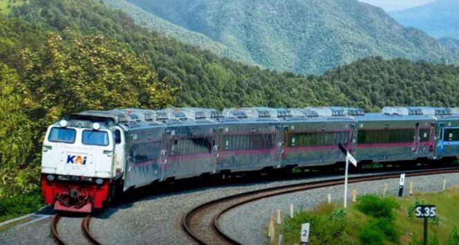 
					Buruan! Tiket Kereta Api Diskon 30 Persen untuk Nataru sudah Tersedia