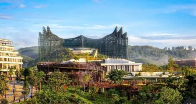 
					Rifqinizamy juga menyebut bahwa infrastruktur di IKN berpotensi menjadi pembangunan yang ‘mubazir’ jika tak segera ditempati. Dok.IKN