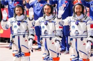 Astronot yang belum bisa pulang